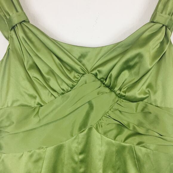 Monroe & Main | Green Stretch Satin Dress - Picture 3 of 5